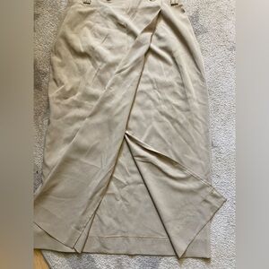 Beautiful vintage Mondi long wrap skirt with slit